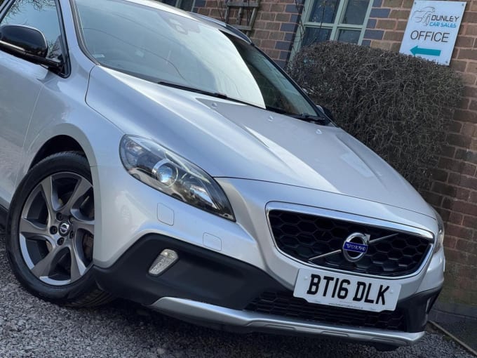 2016 Volvo V40 Cross Country