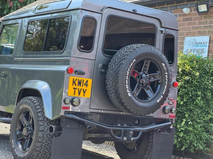 2014 Land Rover Defender 90