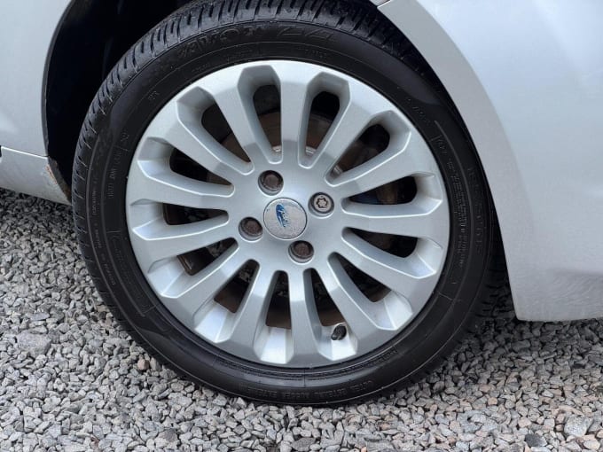 2010 Ford Ka