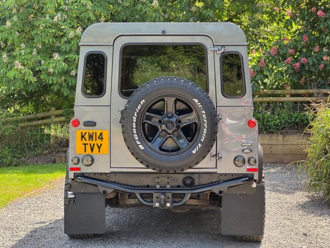 2014 Land Rover Defender 90