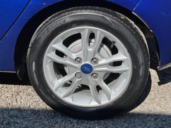 2015 Ford Fiesta