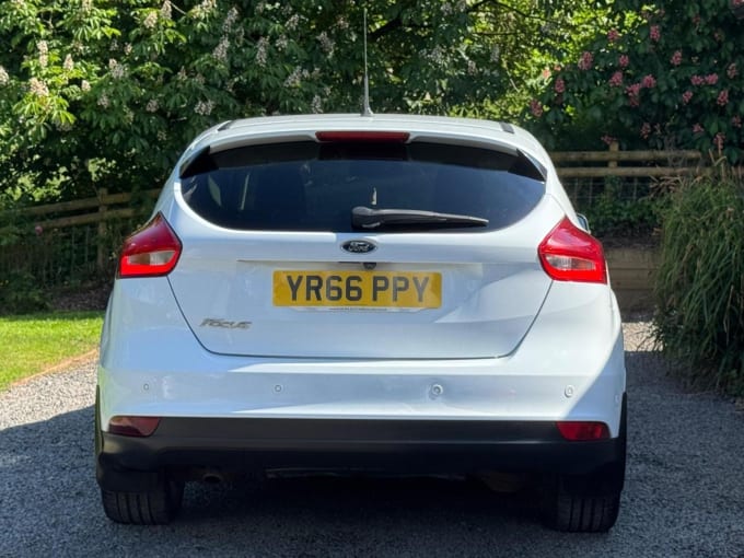 2016 Ford Focus