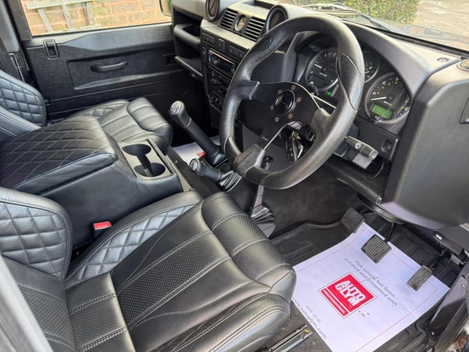 2014 Land Rover Defender 90