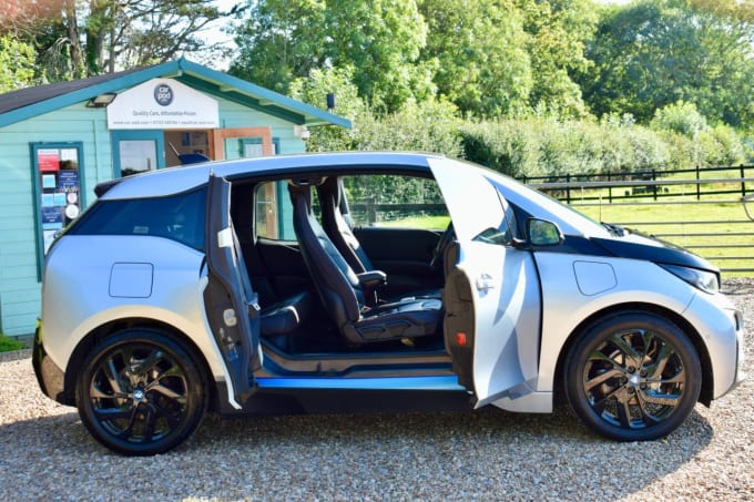 2024 BMW I3