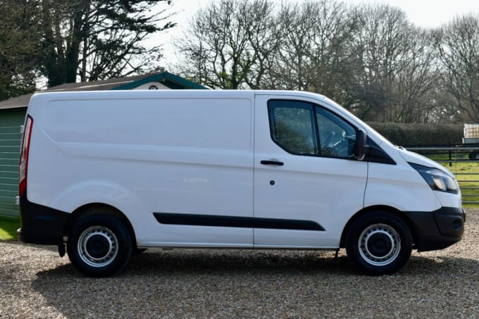 2025 Ford Transit Custom