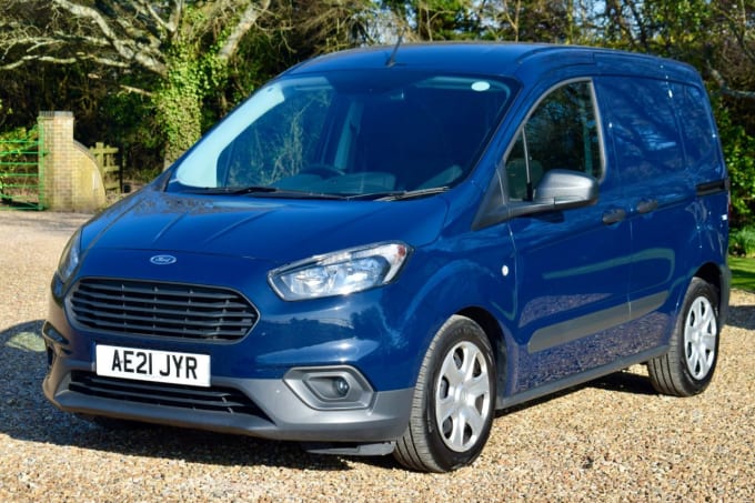 2025 Ford Transit Courier