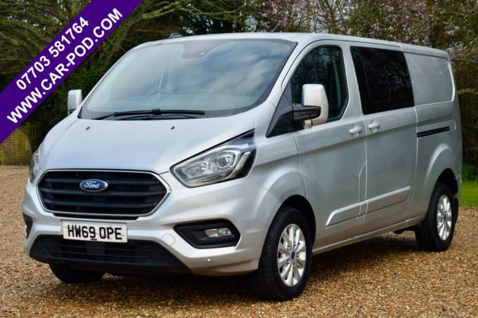 2025 Ford Transit Custom