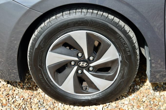 2025 Hyundai Ioniq