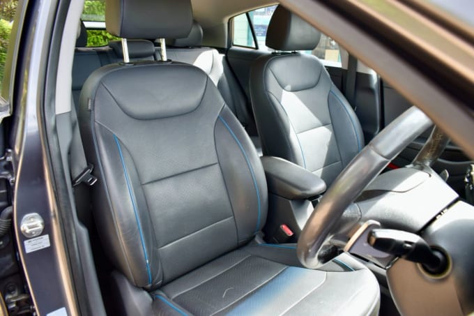 2025 Hyundai Ioniq
