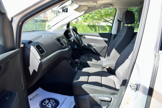 2025 Volkswagen Sharan