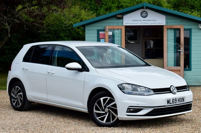 2025 Volkswagen Golf
