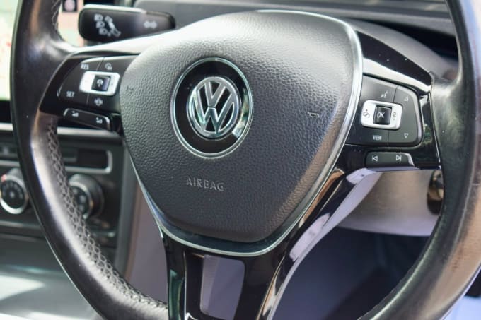 2025 Volkswagen Golf