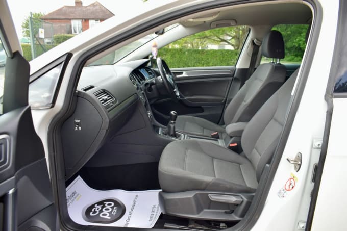 2025 Volkswagen Golf