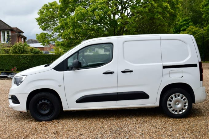 2025 Vauxhall Combo