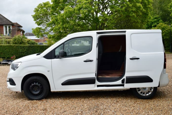 2025 Vauxhall Combo