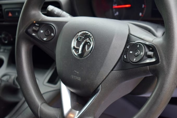 2025 Vauxhall Combo
