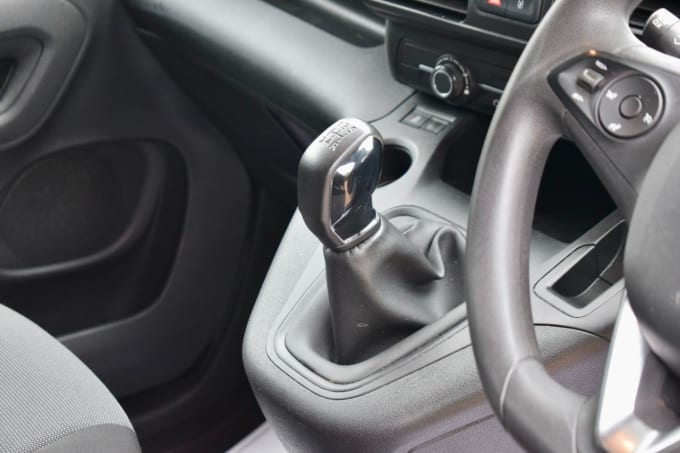 2025 Vauxhall Combo