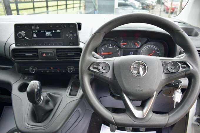 2025 Vauxhall Combo