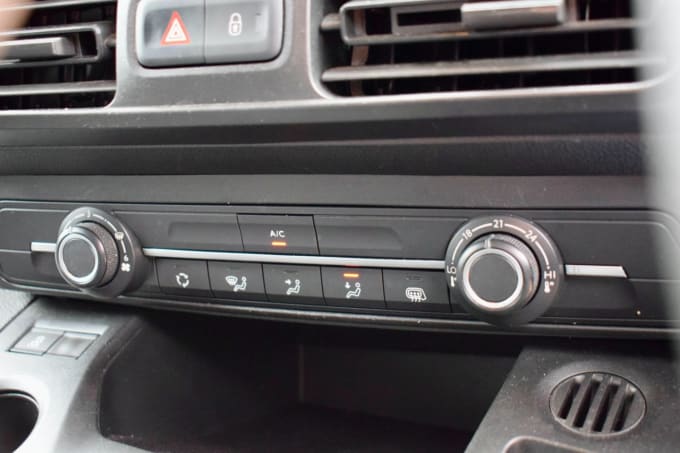 2025 Vauxhall Combo