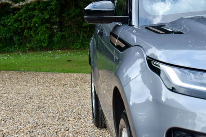 2025 Land Rover Range Rover Evoque