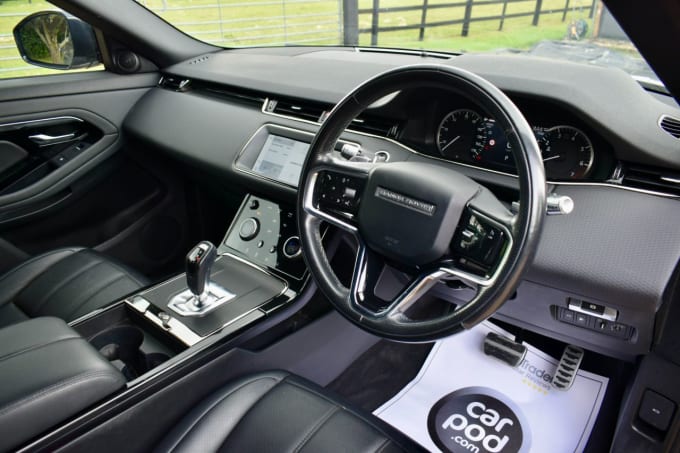 2025 Land Rover Range Rover Evoque