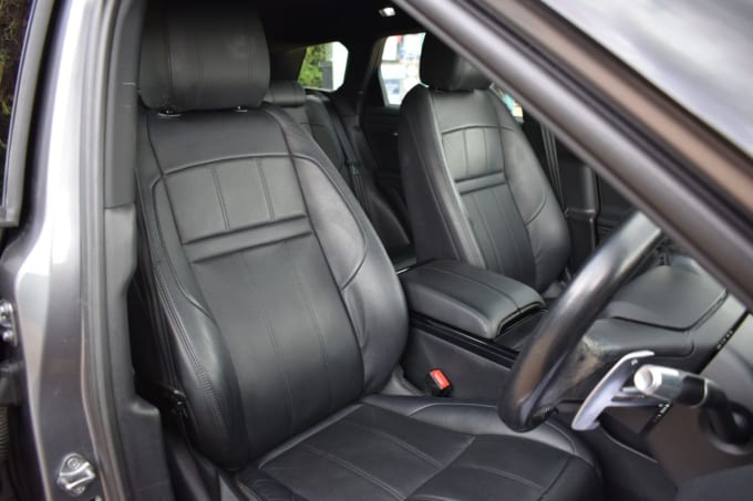 2025 Land Rover Range Rover Evoque