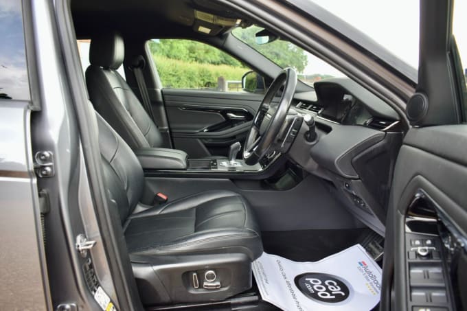 2025 Land Rover Range Rover Evoque
