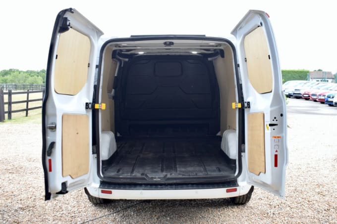 2025 Ford Transit Custom