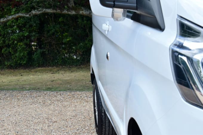 2025 Ford Transit Custom