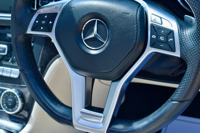 2025 Mercedes-benz Sl