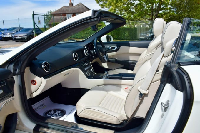 2025 Mercedes-benz Sl