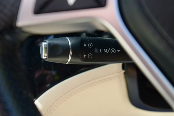 2025 Mercedes-benz Sl
