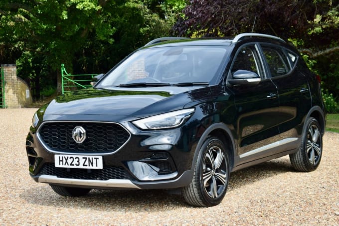 2025 Mg Mg Zs