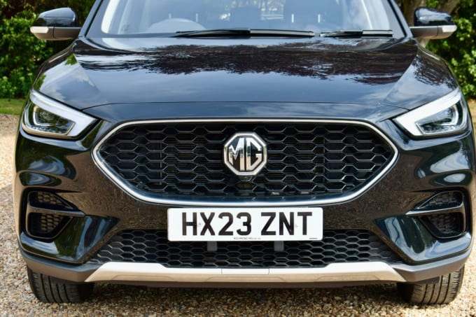 2025 Mg Mg Zs