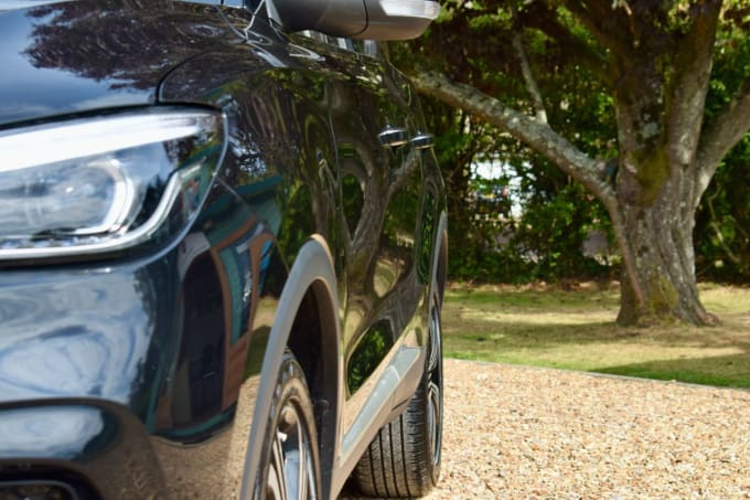 2025 Mg Mg Zs