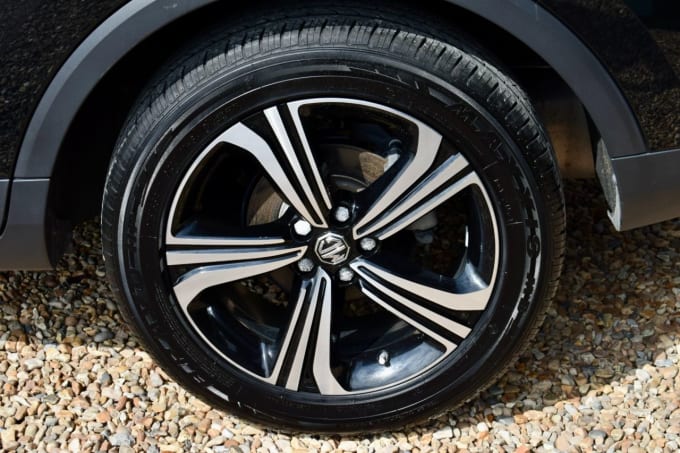 2025 Mg Mg Zs