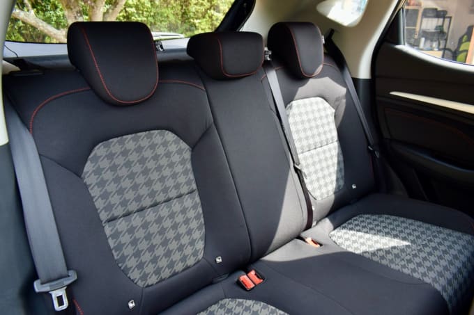 2025 Mg Mg Zs