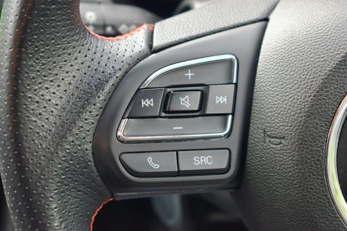 2025 Mg Mg Zs