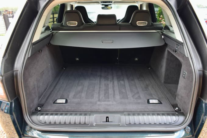 2025 Land Rover Range Rover Sport