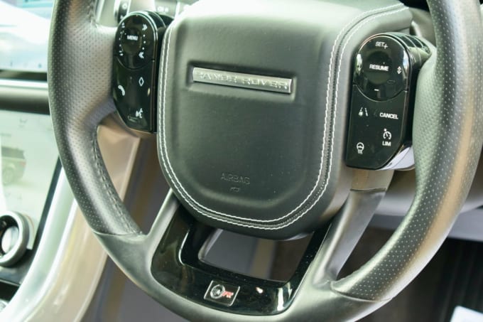 2025 Land Rover Range Rover Sport