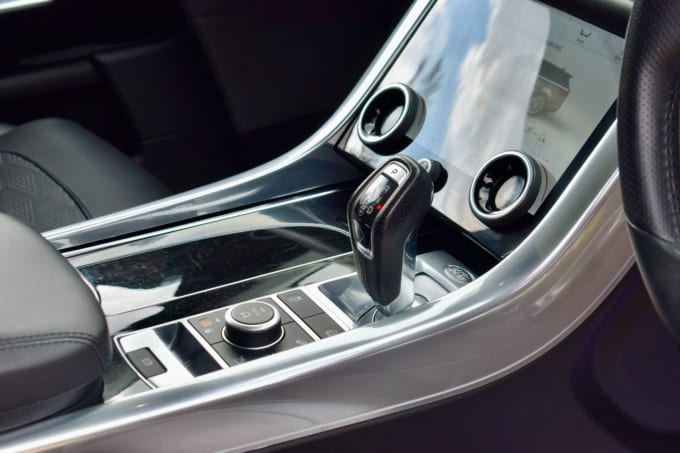 2025 Land Rover Range Rover Sport