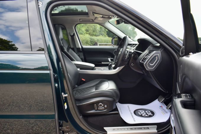 2025 Land Rover Range Rover Sport