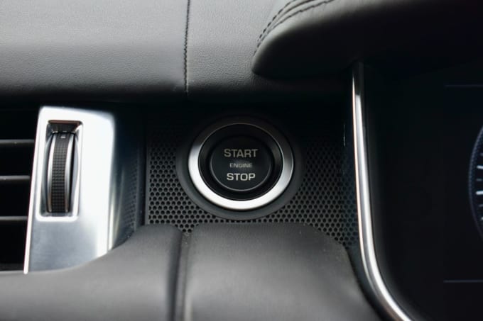2025 Land Rover Range Rover Sport