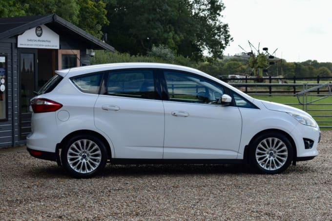 2025 Ford C-max