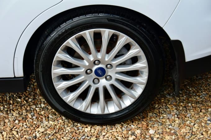2025 Ford C-max