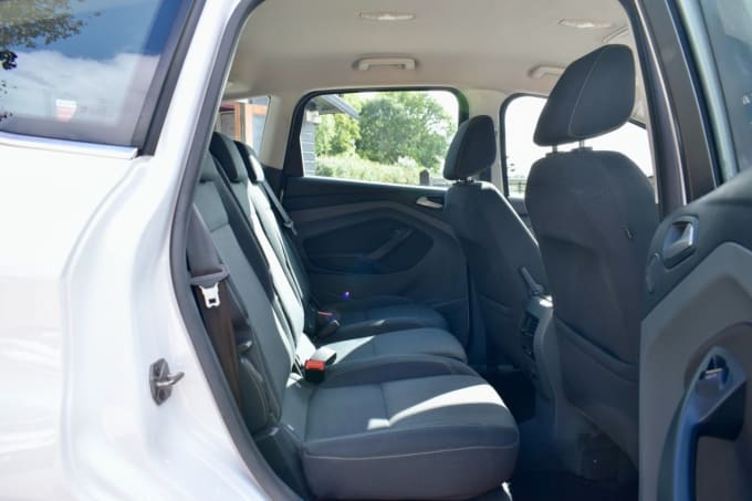 2025 Ford C-max