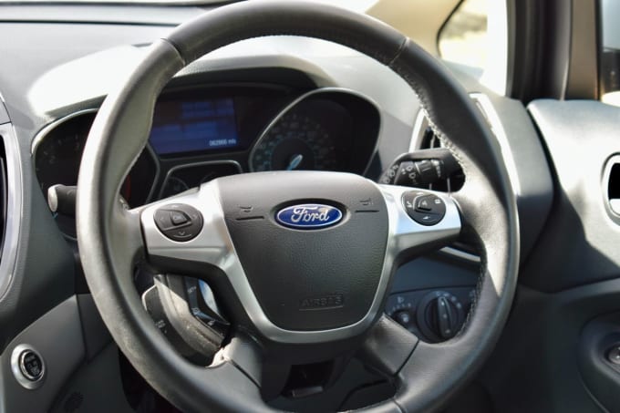 2025 Ford C-max