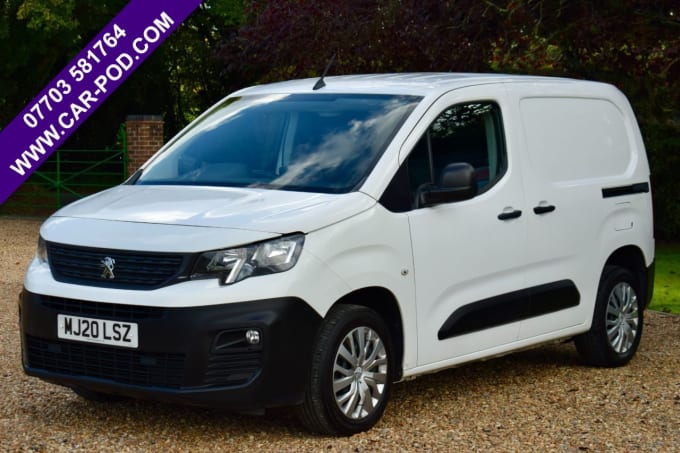 2025 Peugeot Partner