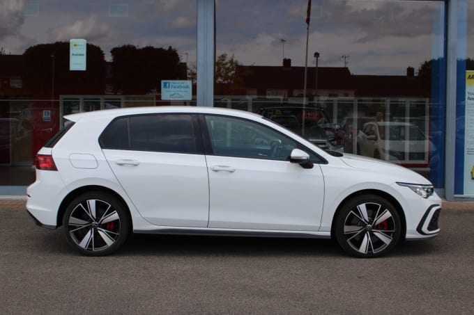 2024 Volkswagen Golf