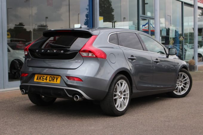 2015 Volvo V40